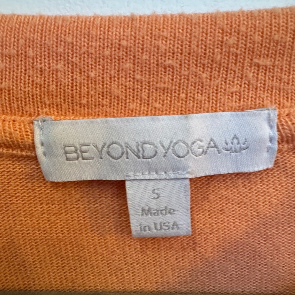 Beyond Yoga Just Chillin’ Long Sleeve Pullover
Size Small - Picture 5 of 7